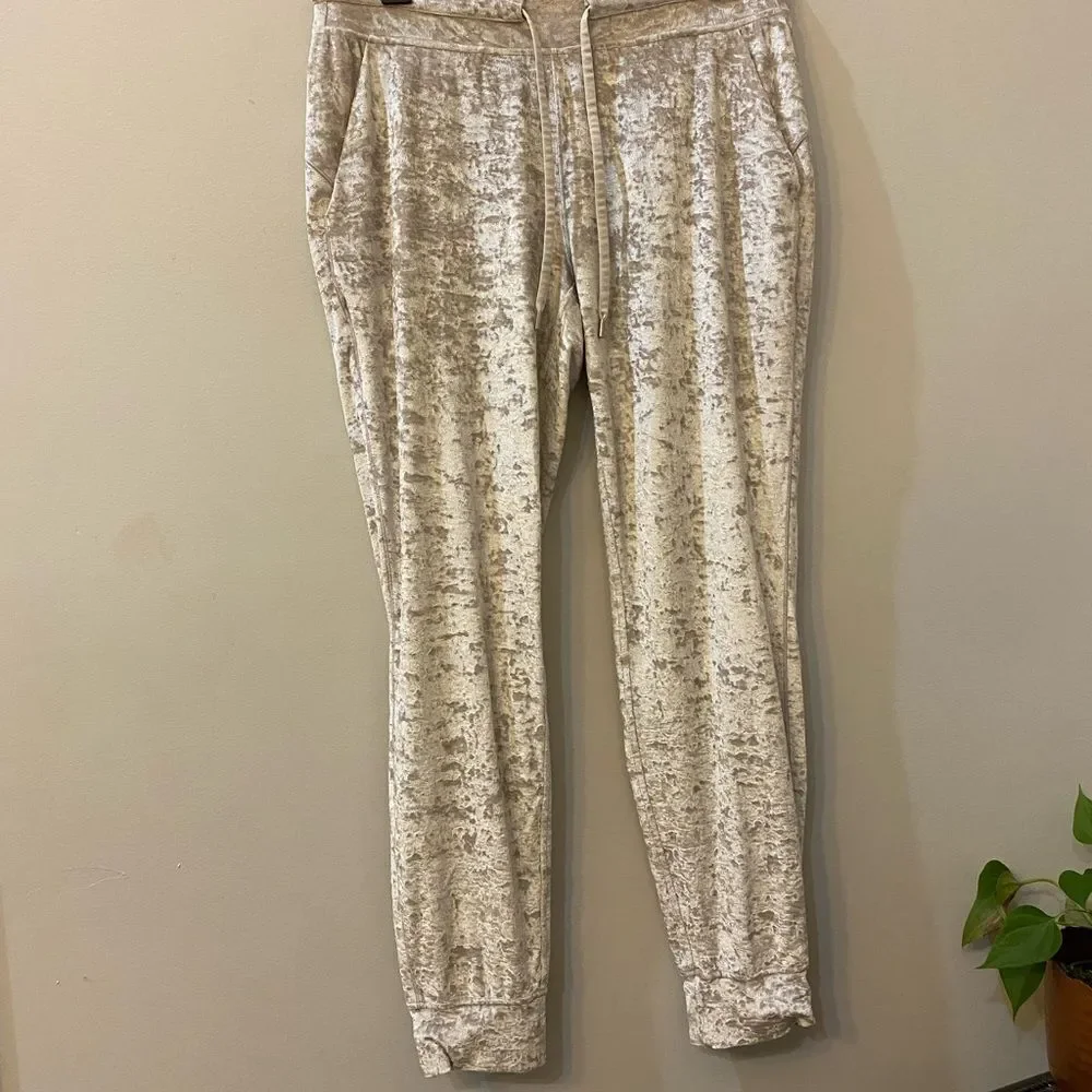 Lululemon Ready to Crush Joggers Women Size 10